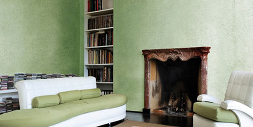 Kako bi zidovi bili perivi i boja vodoodbojna, nakon 5 dana se nanosi vosak, koji mu omogućava olakšano održavanje